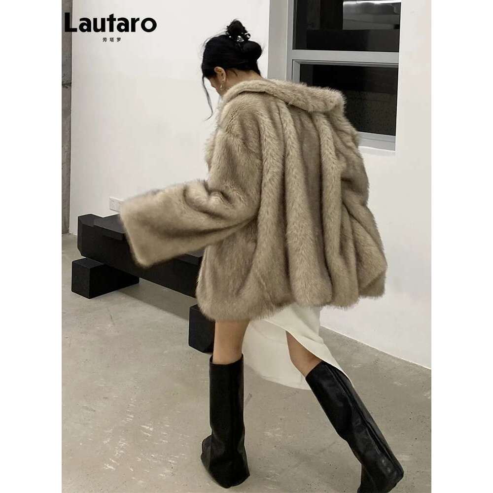Lautaro Winter Loose Casual Thick Warm Soft Hairy Faux Fur Coat Women High Quality Furry Fluffy Jacket Korean Fashion Designer Designer