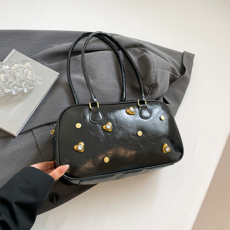 Designer bag for women 2025 new fashionable single shoulder armpit pillow bag handbag
