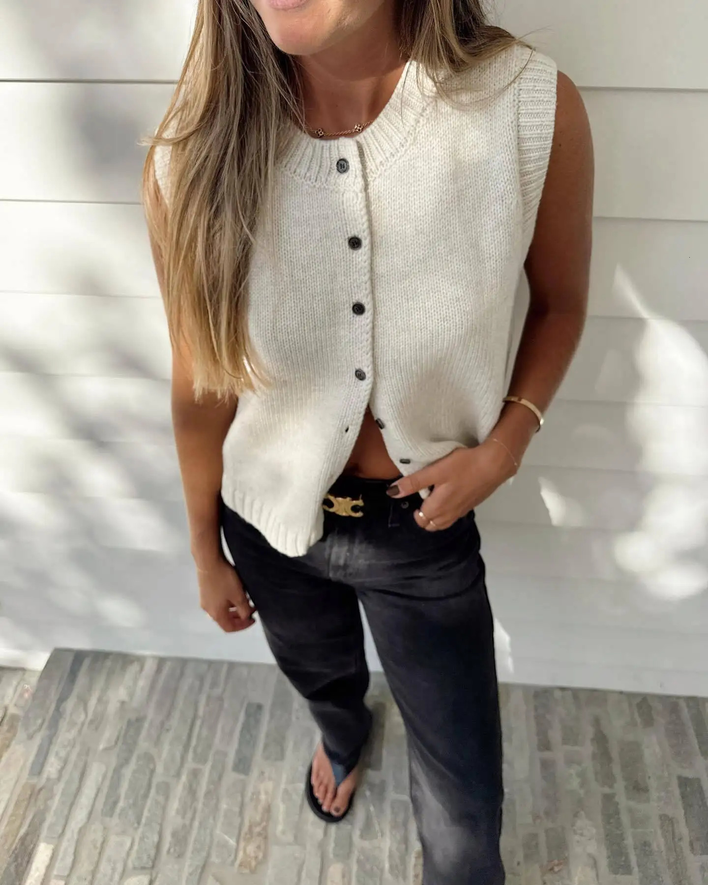 2025 Autumn Fashion Knitted Vests Top For Women Casual SingleBreasted Knitwear Cardigan Tanks Female Solid Sleeveless Sweaters 250506