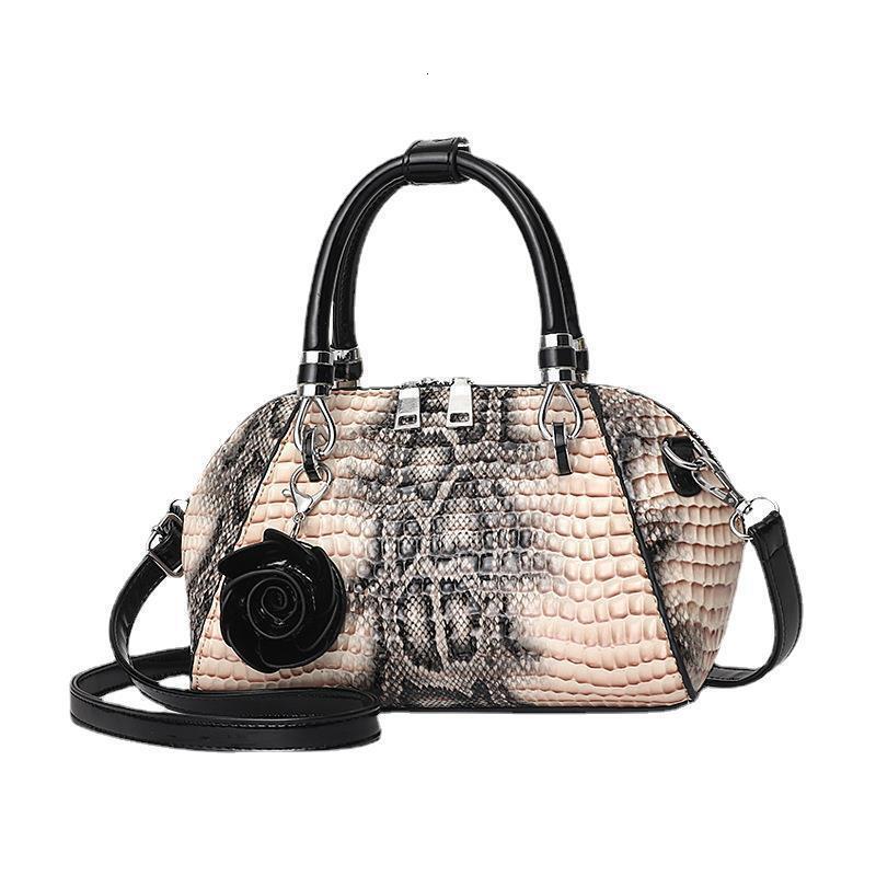 Designer Pack New Snake Skin Pattern Simple Cross Shoulder Large Capacity Fashion PU Women S Bag Free Shipping