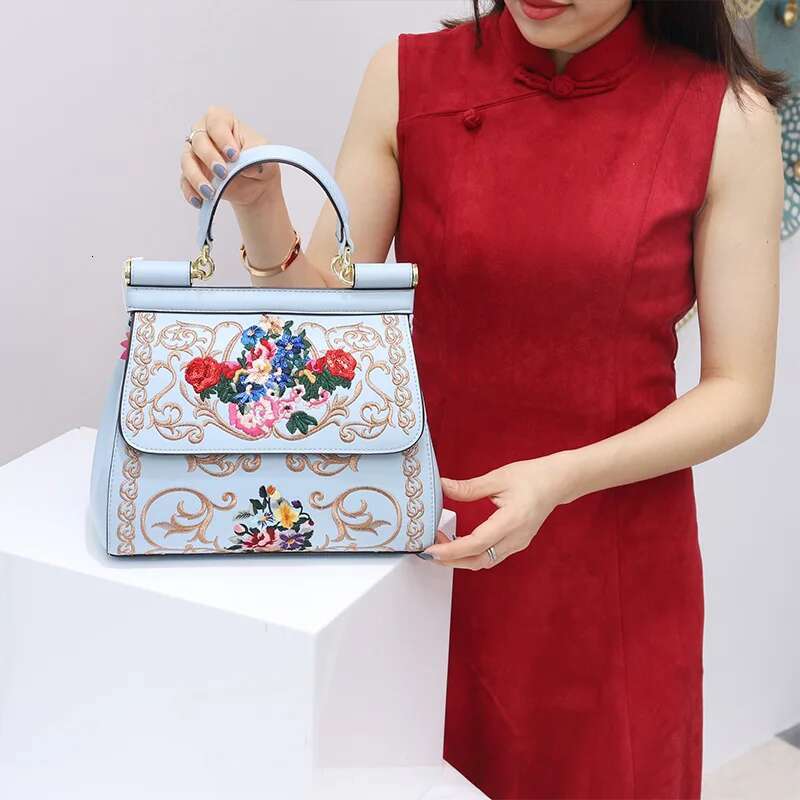 Designer Bag 2025 Brand Embroidered Handbag Chinese Style Design Women's Crossbody Shoulder Bag Exquisite Elegant Mother's Gift Luxury Bag