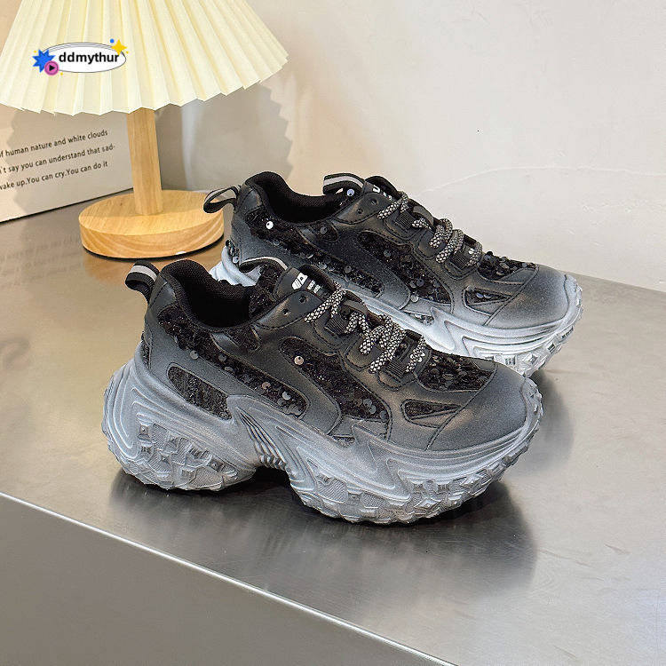 Thick soled height increasing dad women's gradient color dirty shoes, 2024 summer new leather mesh casual sports shoes ddmythur