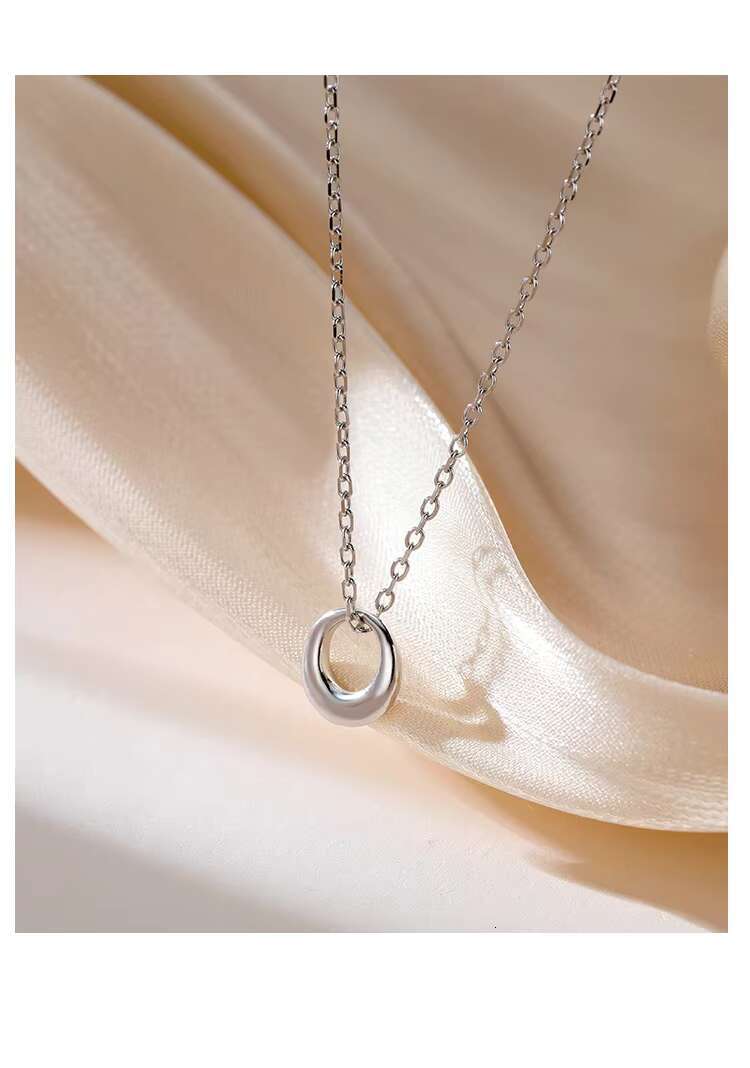 Pure sier fashion circle hollow pendant simple and luxurious necklace, women's Haino 975