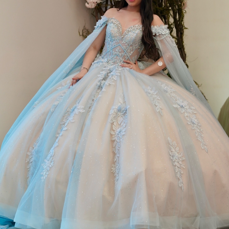 Sky Blue Quinceanera Dresses Off Shoulder Ball Gown Sweet 16 Dress Applique Lace Bow Beads Champagne Lining Birthday Party Vestidos 15 Anos