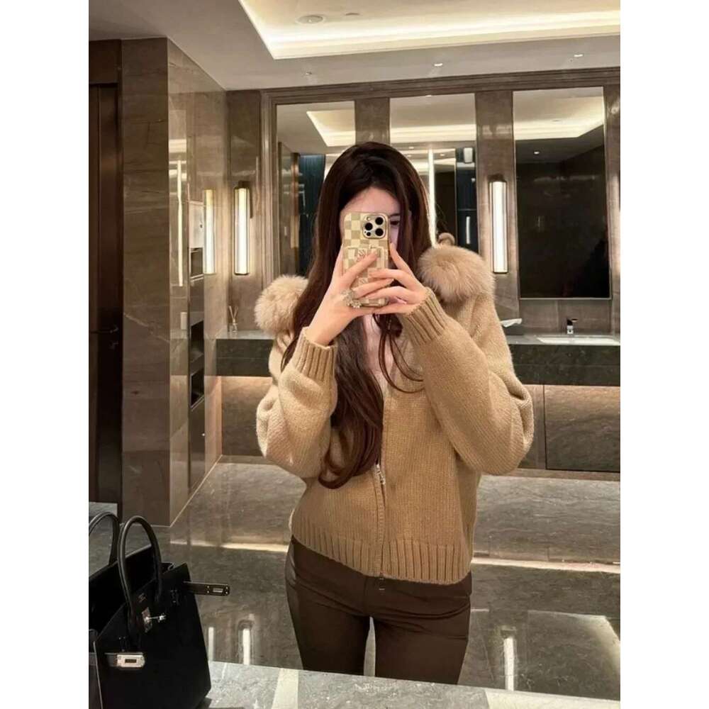 Autumn Winter Hooded Real Fox Female Natural Fur Cardigan Coat Women Casual Fashion Short Knitted Jacket Designer Designer