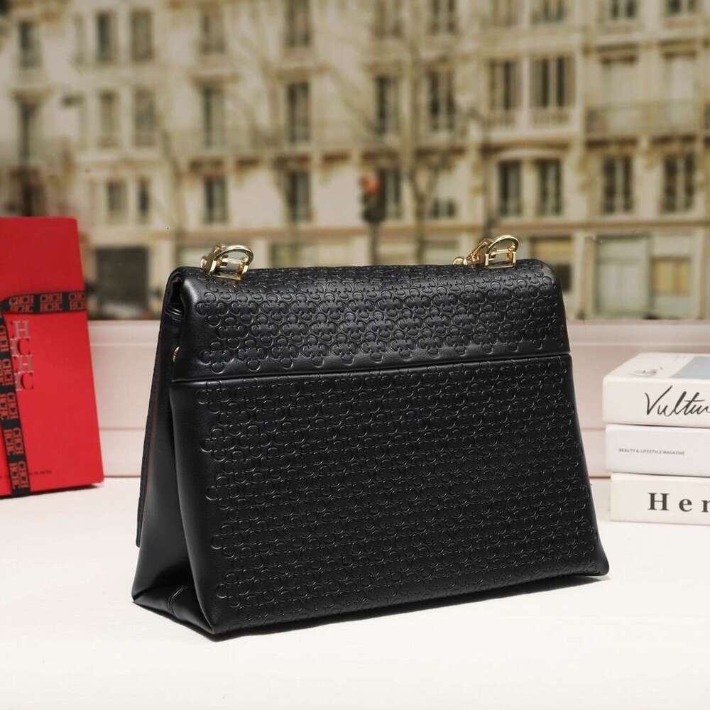 CHHC Texture Underarm Casual Versatile 2025 Spring New Fashion Style Commuter Women's Bag