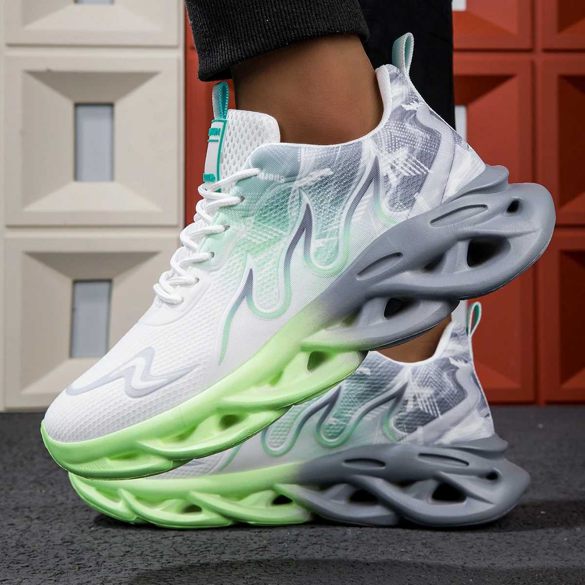 2025 Unisex Running Shoes Men Women Lightweight Mesh Breathable Comfortable Flat Soft Tennis Shoes Summer Lace-up Sneakers Men Y250513