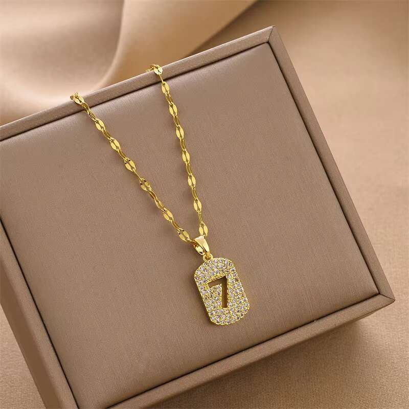 New Design Gold Plated Stainless Steel Chain Buckle Necklace Seven Character Square Pendant Zircon Fashionable and Elegant