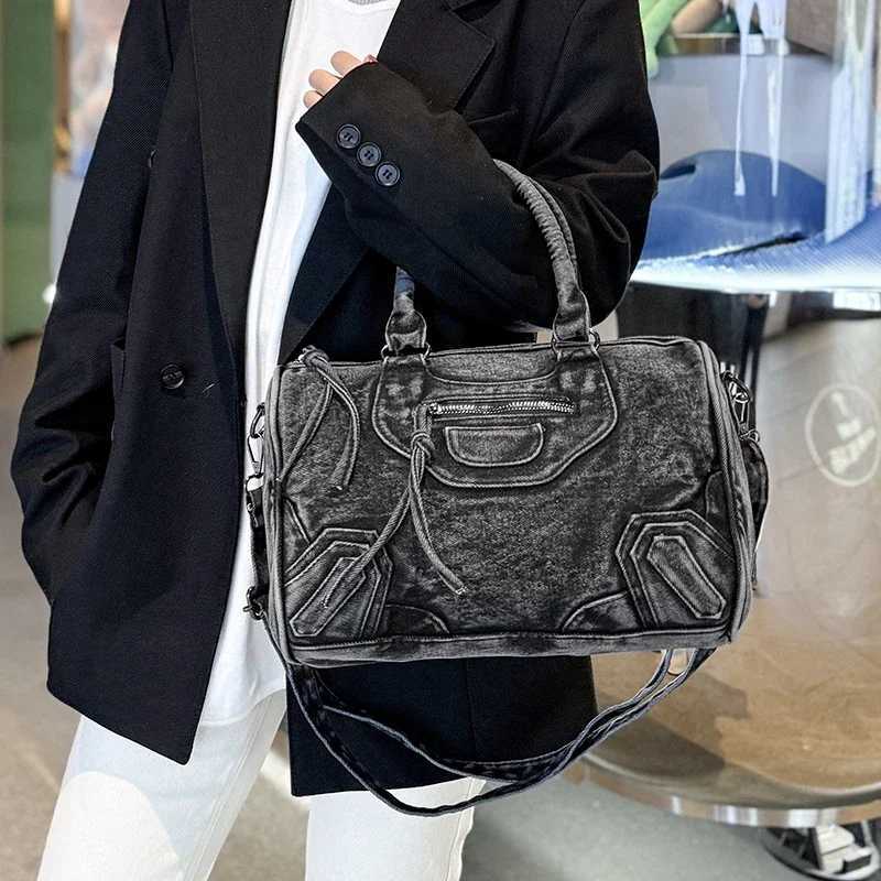 Brand Boston Bag Handbag Large Capacity Tote bag women Retro Jeans Bag For Women Moto Style Denim Crossbody Bags TravelW250513