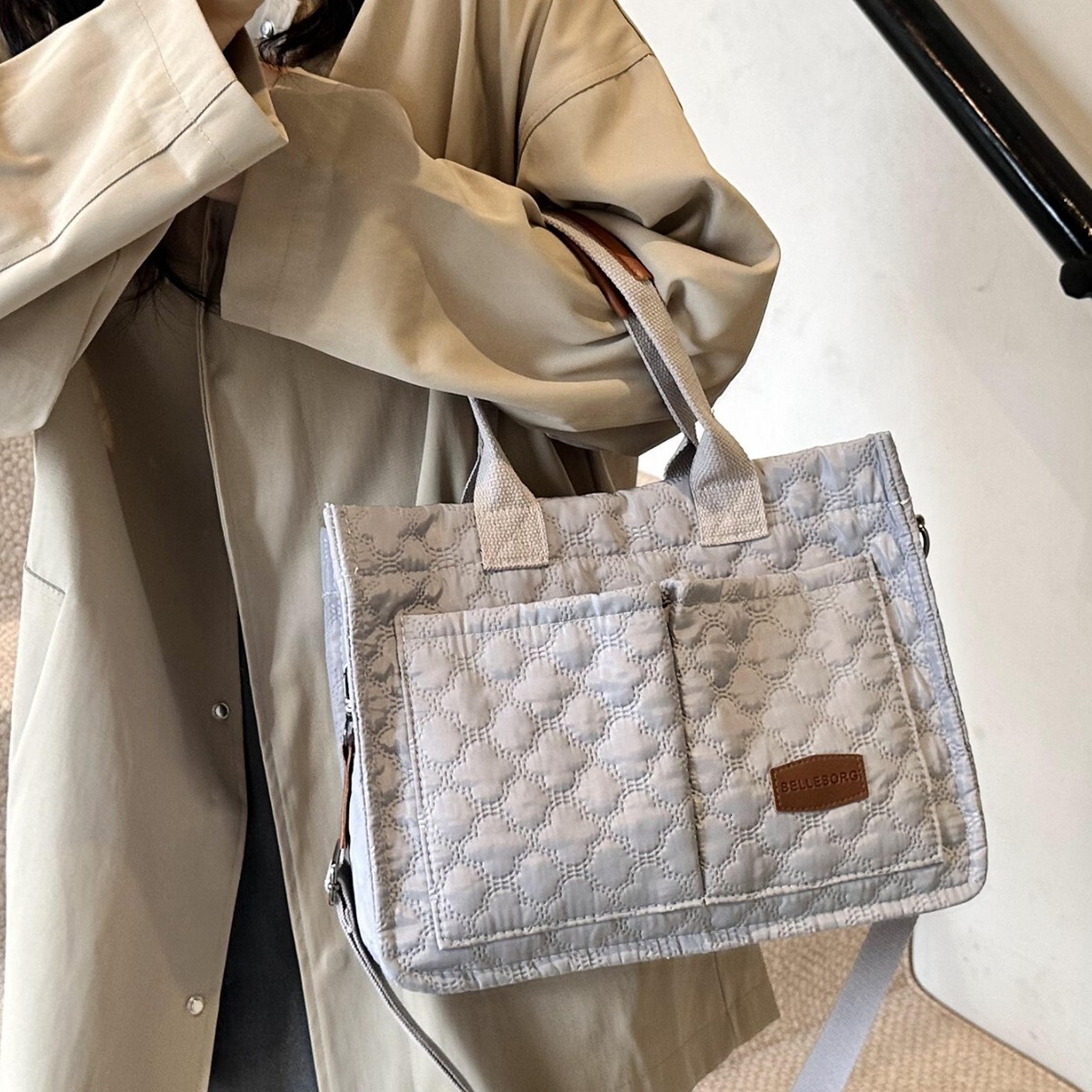 Women's new large capacity nylon commuting fashionable simple tote bag for women