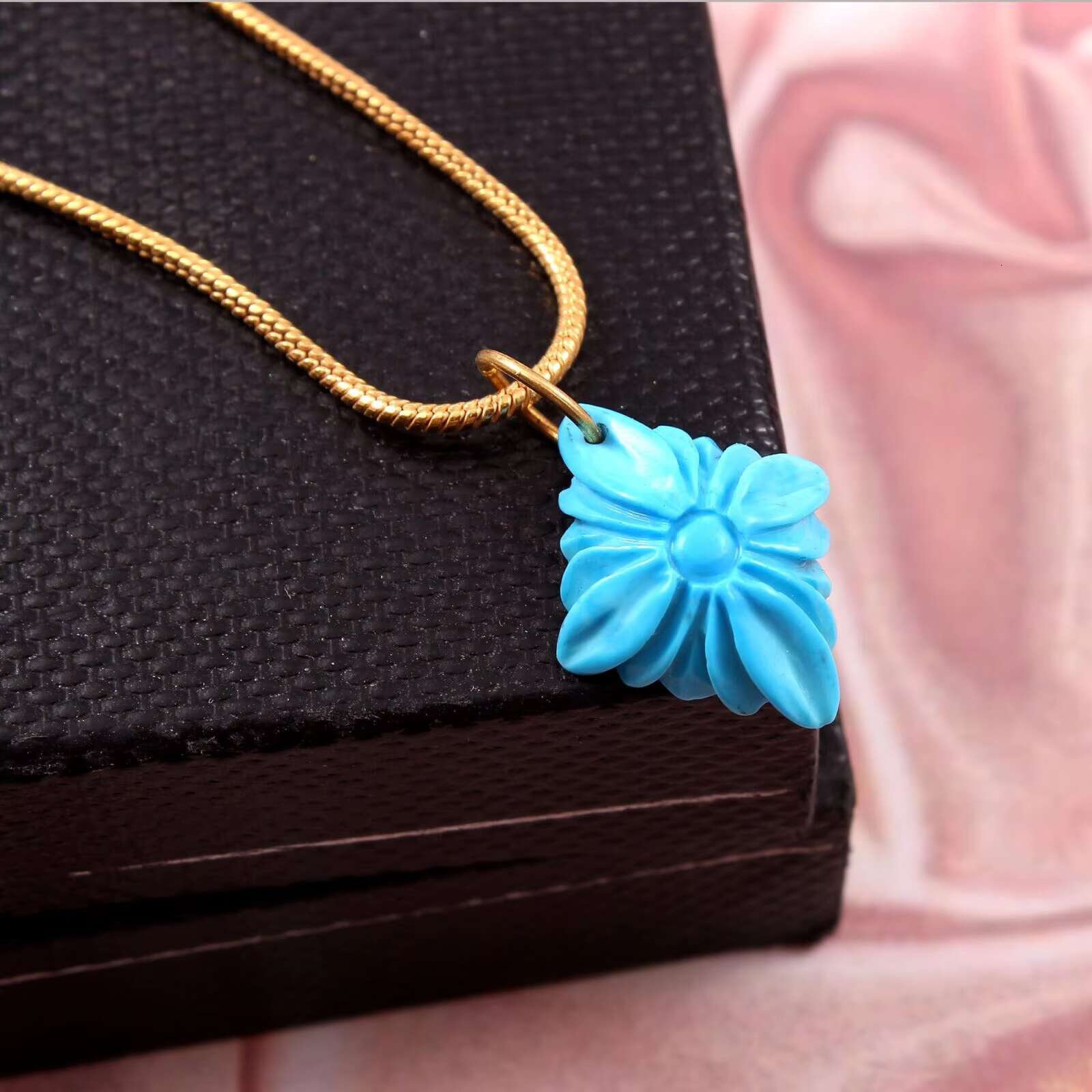 Pure sier pendant necklace, carved turquoise, gold-plated natural stone bulk product
