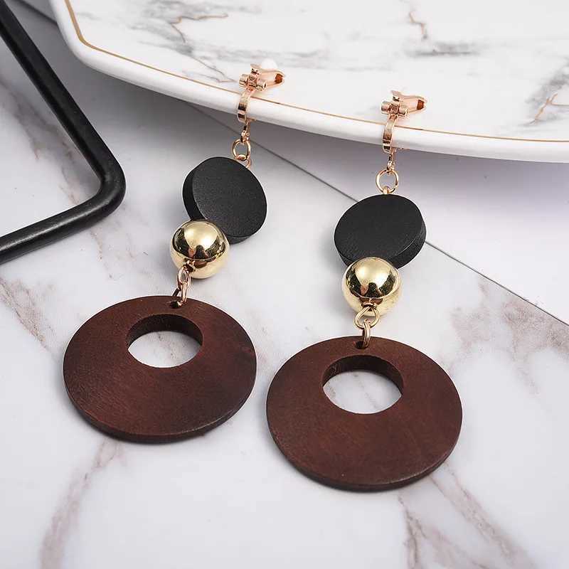 Natural Wood Clip on Earrings for No Pierced Hole Ear for Women Fashion Statement Geometric Earring Korean Girls Jewelry Gift Y250510