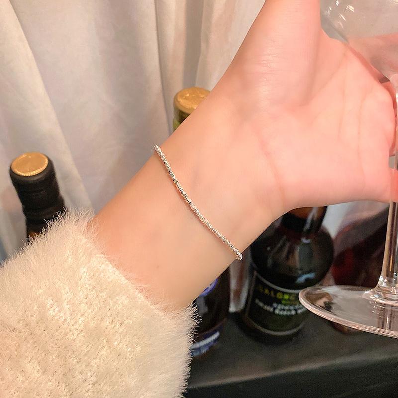Minimalist Silver Bead Bracelet for Women, Trendy and Elegant Luxury Charm Hand Chain, Inspired by Popular Instagram Styles