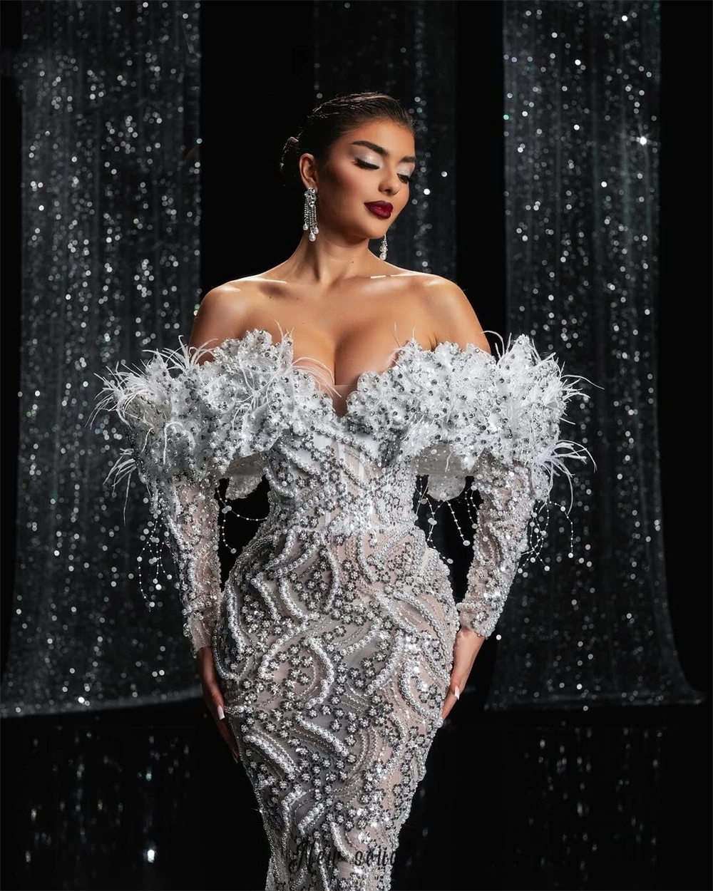 Modern Wedding Dress Off Shoulder Pearls Mermaid Bridal Gowns Sequins Long Sleeve Illusion Bride Dresses Customized Plus Size Vestido de novia