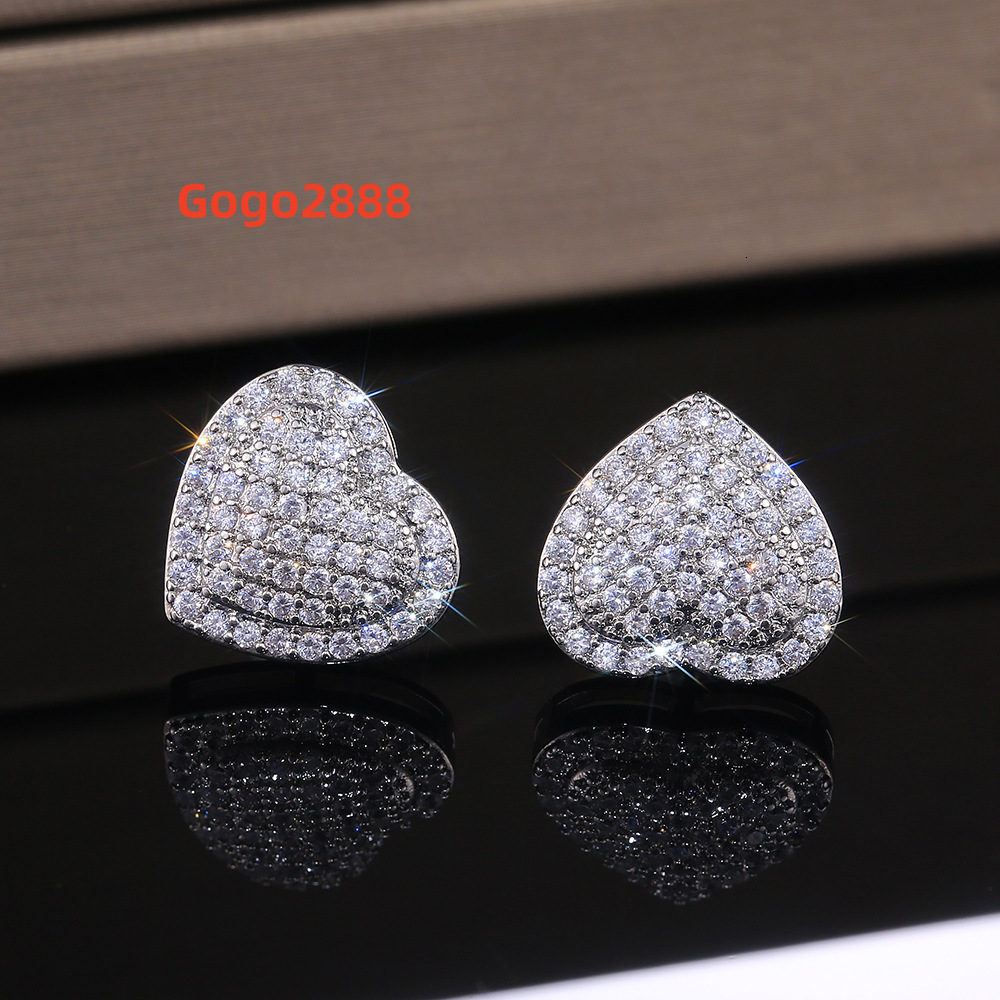 Moissanite Jewelry VVS Earrings Heart Shaped Brilliant Cut Hip Hop Copper Inlaid Zircon High Quality Earrings Fine Stud Earrings