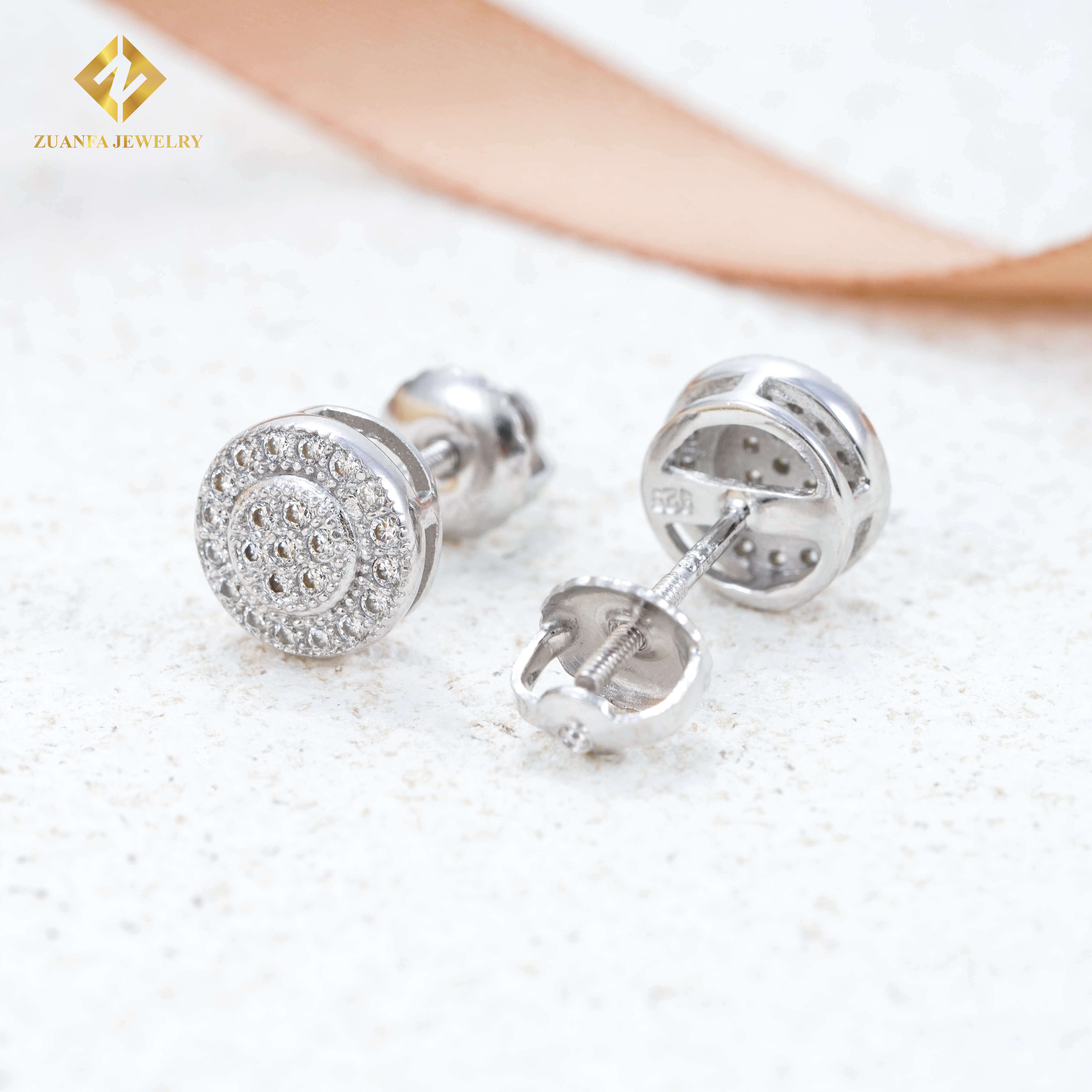 Iced Out Cluster Stud Earring Mossanite Hiphop Jewelry 925 Sterling Silver Gold Plated VVS Moissanite Diamond Screw Back Earring