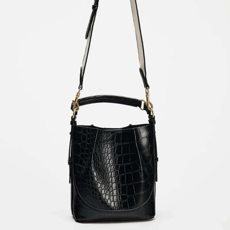 Crocodile Black Animal Pattern Printed Shoulder Bag, Crossbody Handbag, Bucket Bag