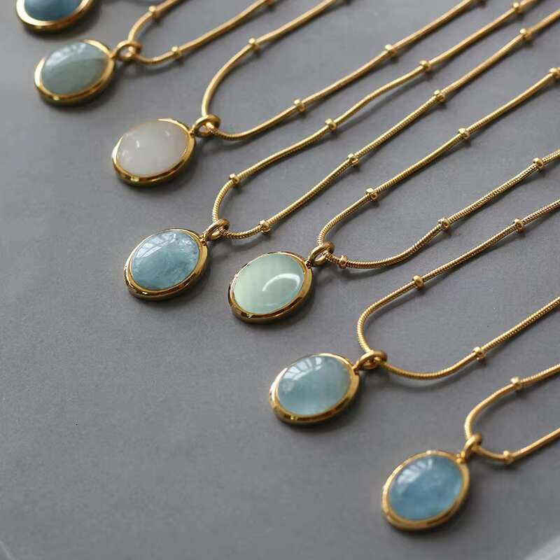 PJ-C046 Low Price Fashion Charm Gold Plated Blue Pink Green Resin Pendant Women's Necklace
