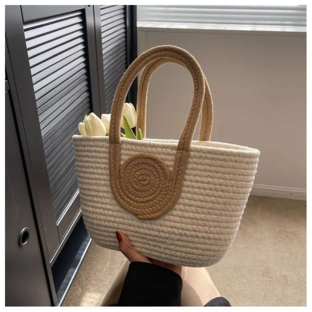 Hand Woven Women New Vintage Hand-Held Bucket With Ins Straw Large Capacity Crossbody Bag