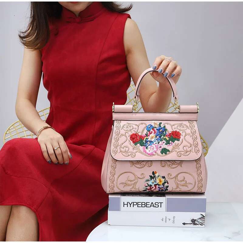 Designer Bag 2025 Brand Embroidered Handbag Chinese Style Design Women's Crossbody Shoulder Bag Exquisite Elegant Mother's Gift Luxury Bag