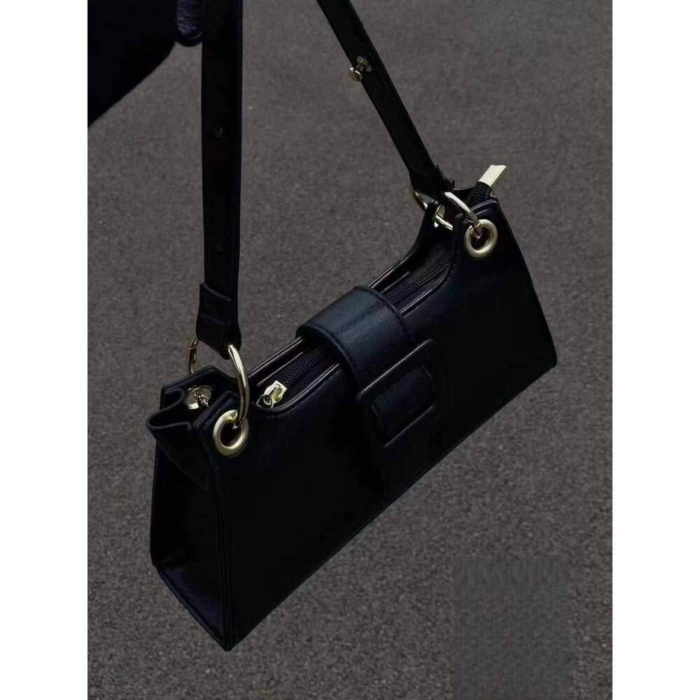 2025 New Stylish Small niche Design Women Trendy and Fashionable Ins Underarm Bag Single Shoulder Crossbody Bag for Women