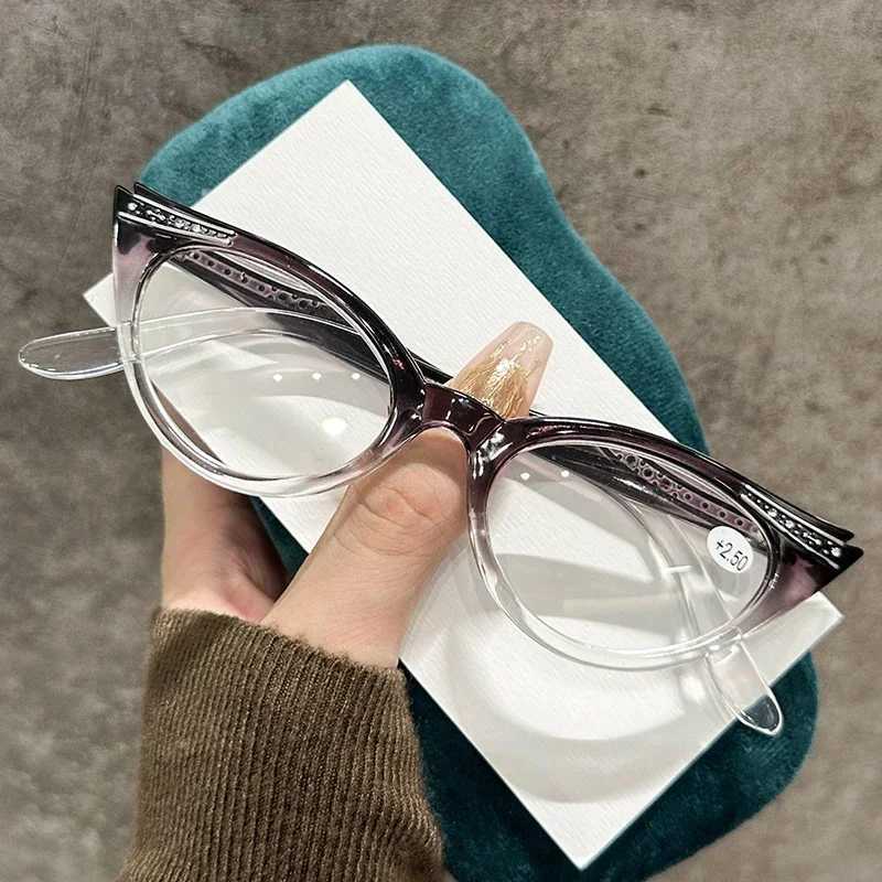 Classic Candy Color Reading Glasses New Diamond Inlaid Cat Eye Presbyopia Glasses Men and Women Eyeglasses Diopter 0 To +4.0 W250513