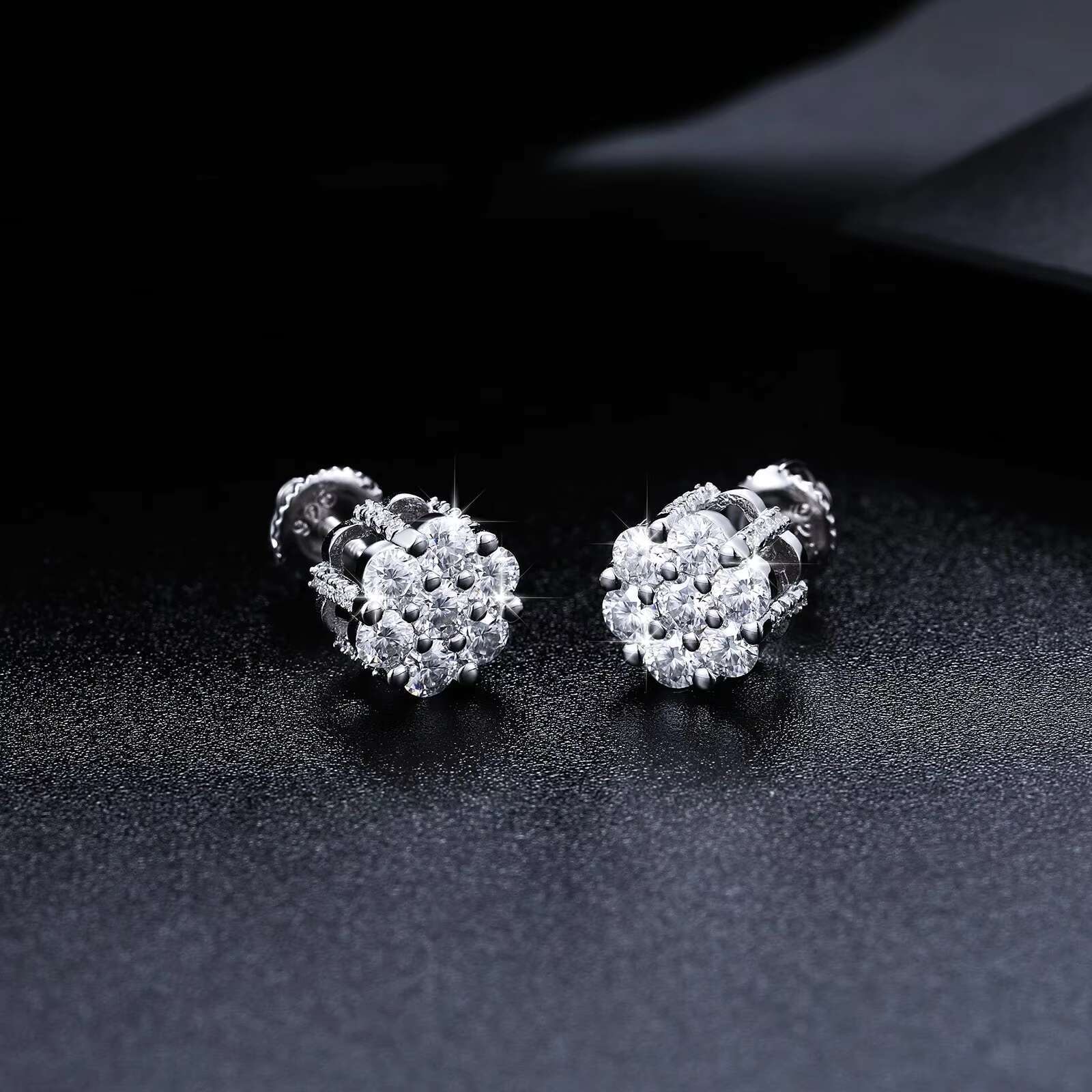 925 Sterling Silver Rock Hip Hop Iced Out Stud Earring For Men Male Ice Stud Moissanite Piercing Ear Accessories Hip Hop Trendy