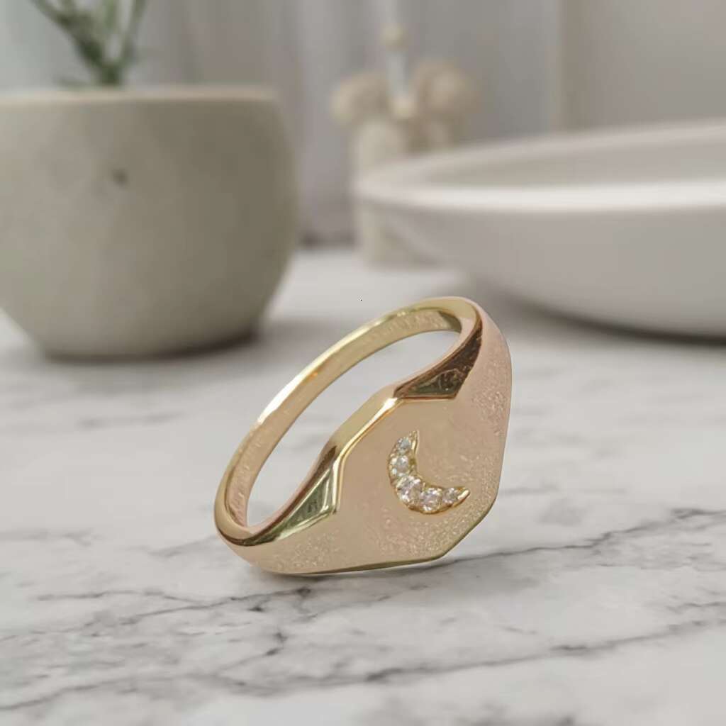Hot Selling Custom Jewelry Moon Shape Lab Grown Diamond 925 Silver Ring Moissanite Engagement Ring Gold Plated Engagement Ring