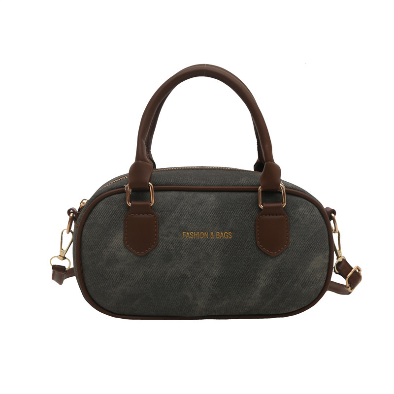 Fashion contrasting hand-held small square women's 2025 summer new item light luxury western-style shoulder commuting crossbody bag