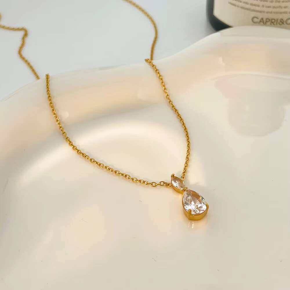 Blogger's Small Waist Fashion Accessories 2025 Summer Water Drop Zircon Pendant Necklace