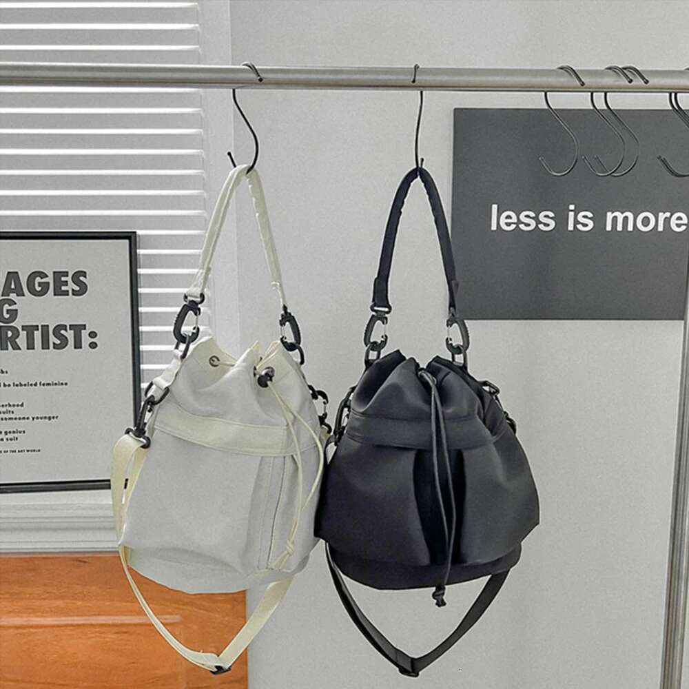 Fashion Drawstring Pleated Bucket Lightweight Causal Nylon Shoulder Bag Large Capacity Crossbody Bags Women Portable Handbag