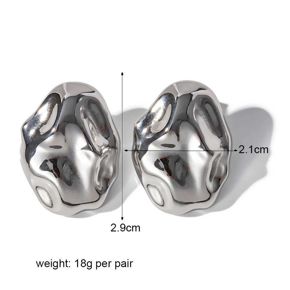 Vintage Gold Plated Chunky Irregular Hammered Clip on Earrings for Women Minimalist Geometric Non Pierced Earrings Party Gift Y250510