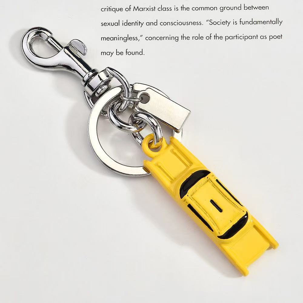 Designer bag charm Small Taxi Pretzel charm Keychain Silver finish looped strap palladium dice Style Ring Keyring Hangings key chain women Lanyards Keychains