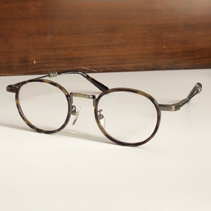 High Quality Men optical glasses Classic Luxury Designer Women eyeglass Titanium Punk Business Design Prescription Spectacle Frames with box JUCIFER I