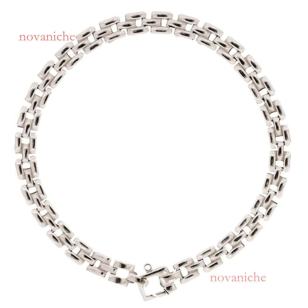 Handmade sier bracelet made in Italy, with box chain design and durable high-end jewelry, suitable for daily wear or special ocns