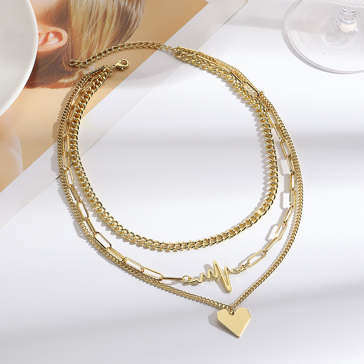 Sophisticated Heartbeats Themed Necklace for Her Featuring a Delicate Alloy Construction