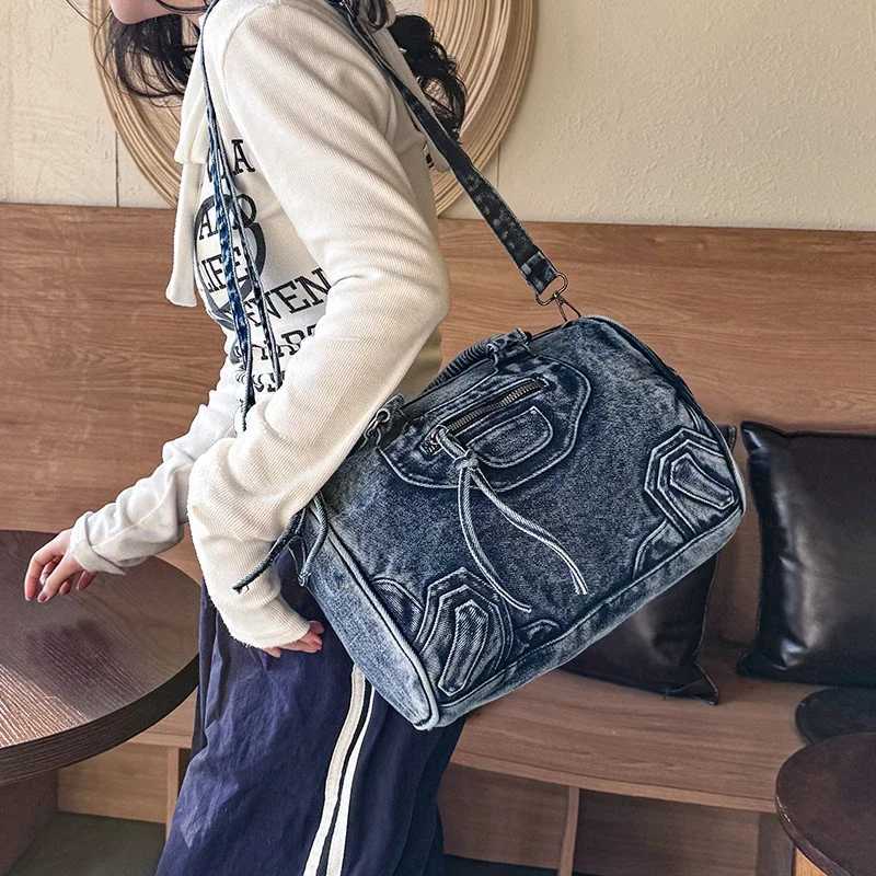 Brand Boston Bag Handbag Large Capacity Tote bag women Retro Jeans Bag For Women Moto Style Denim Crossbody Bags TravelW250513