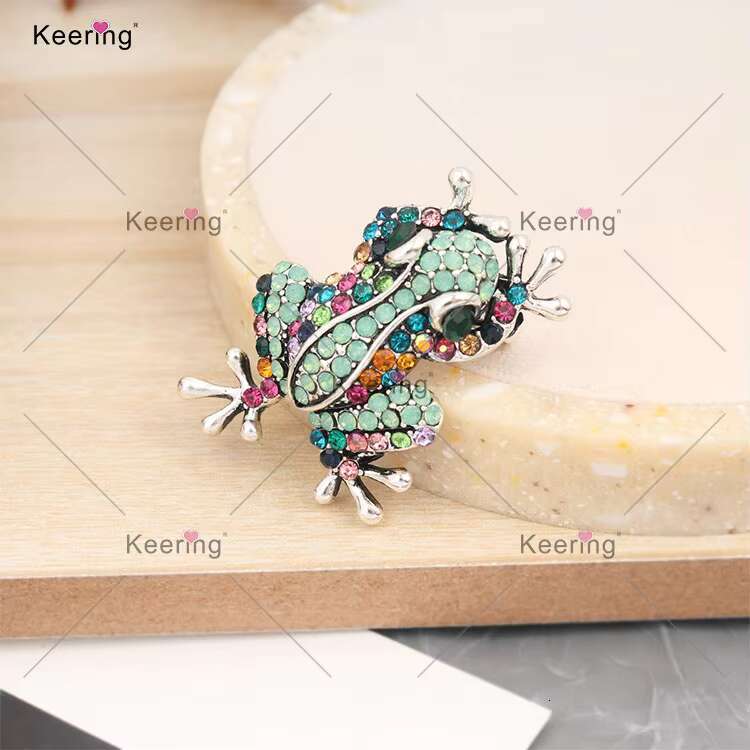 WBR-1762 Keering Luxury Stainless Steel Mosaic Diamond Pin Frog China Wholesale Women Brooches With Rhinestone for Dress Suit