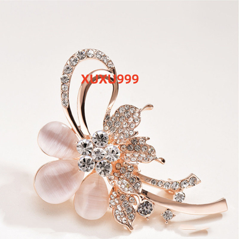 Rhinestone Vintage Flower Brooches for Women Brooch Pin Fashion Dress Coat Accessories Jewelry