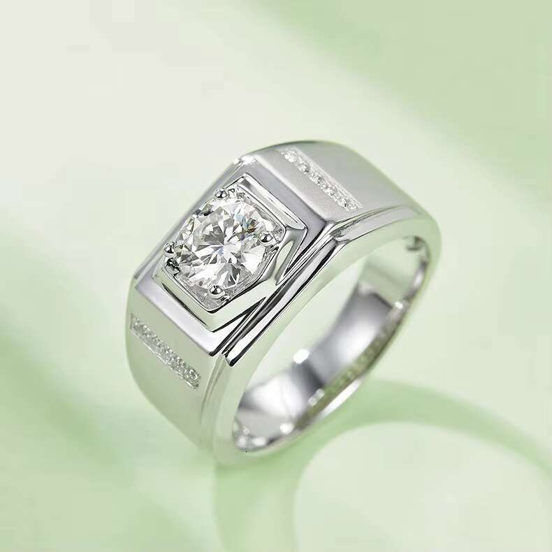 Hot Selling 9 Ct S925 Sterling Silver Mens Ring Colorful Moissanite with Temperament Gift