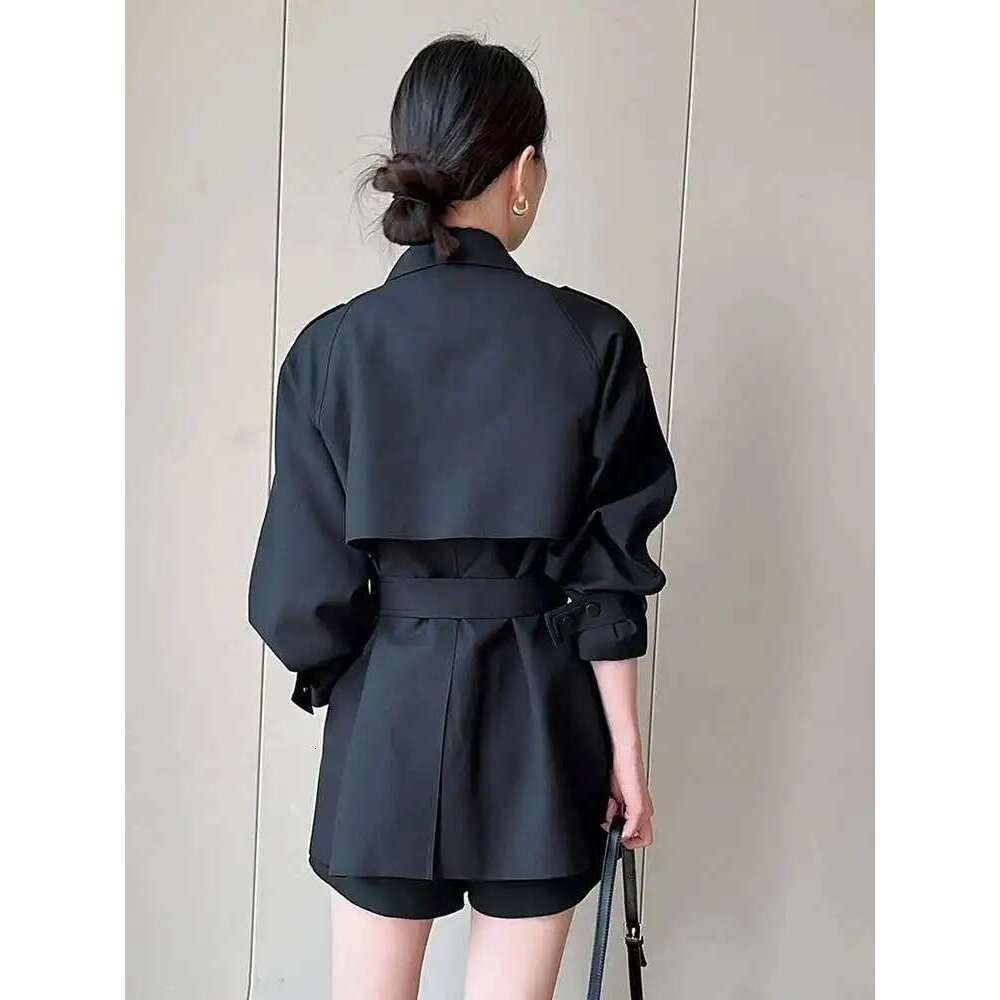EAM Black Belted Big Size Jacket Loose Fit New Lapel Long Sleeve Women Quilted Coat Fashion Tide Spring Autumn 2025 30A1210