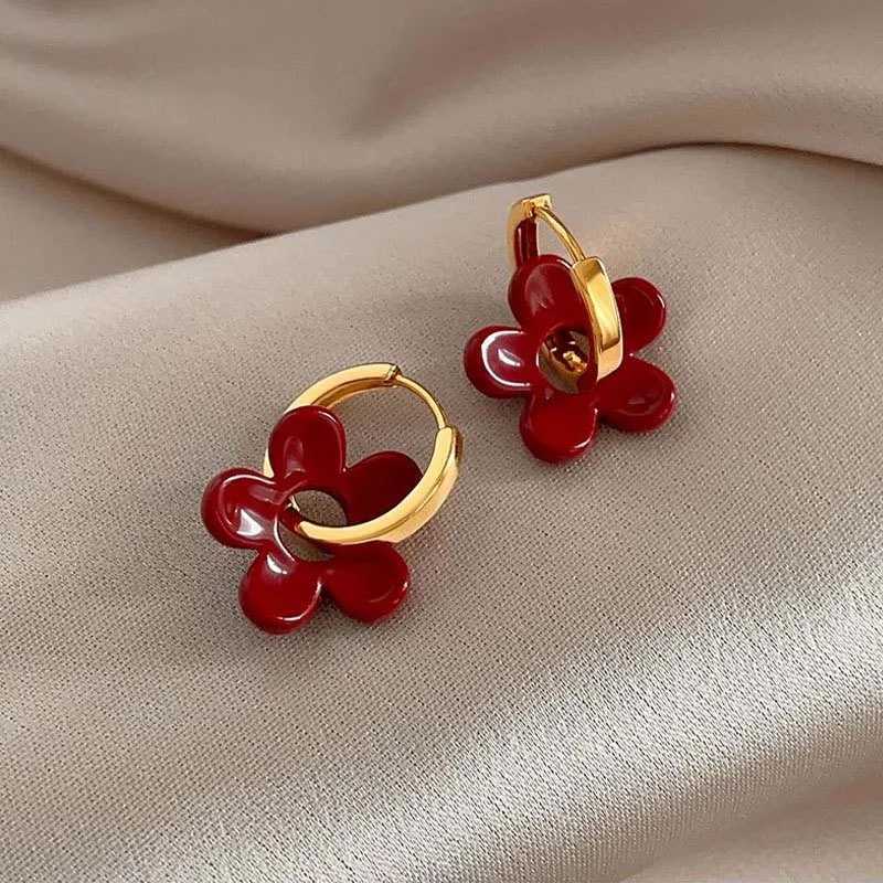 Vintage Red Glazed Flower Hoop Earrings for Women Girls 2024 New Trendy Design Petal Temperament Earrings Jewelry Y250510