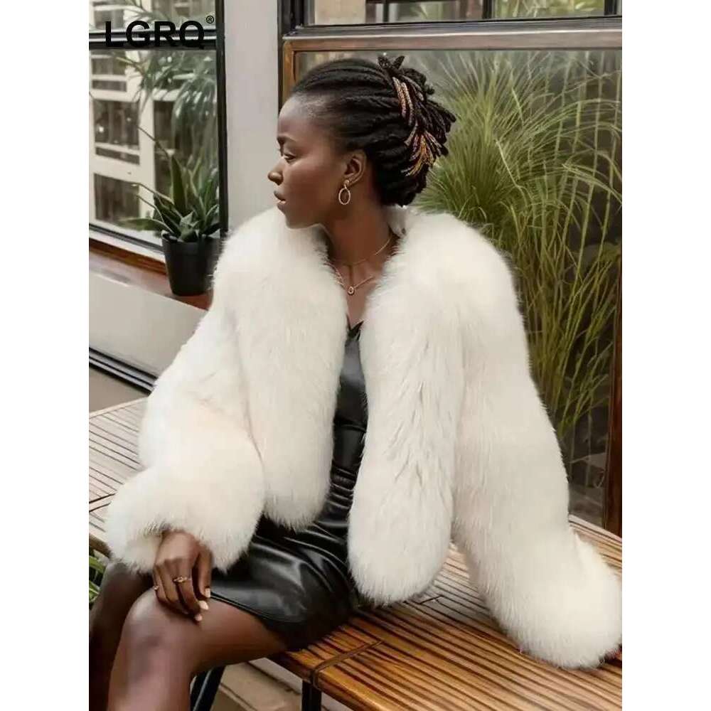 LGRQ 2025 Fall Mink Jacket For Women, Small And Environmentally Friendly Fox Short Imitation Jacket, Fur Cardigan Designer