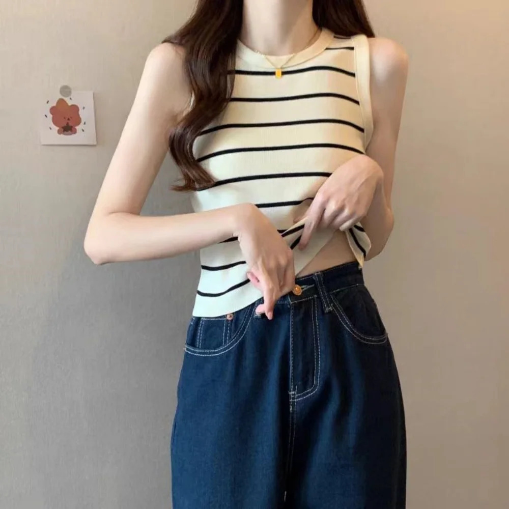 Matching Stripe Tanks Of Woman Chic Casual Sleeveless Tops Tees Korean Basic Ladys Knitted Vest Trend Sweaters Jumper 250513