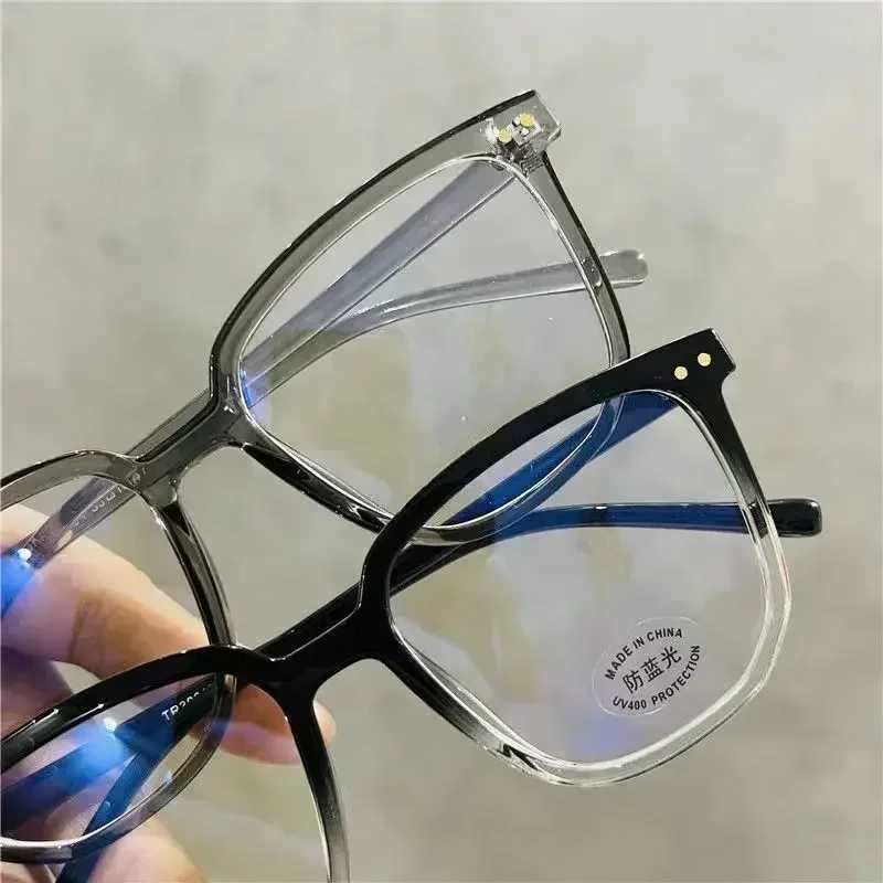 Fashion Square Large Frame Blue Light Blocking Reading Glasses Retro Men Women Presbyopia Glasses Unisex Far Sight Eyewear W250513