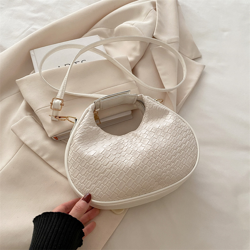 Free Delivery Designer Bag Winter Fashionable Simple Leisure Trendy Western Handheld Crescent Versatile Single Shoulder Crossbody Bag Personalized Lux