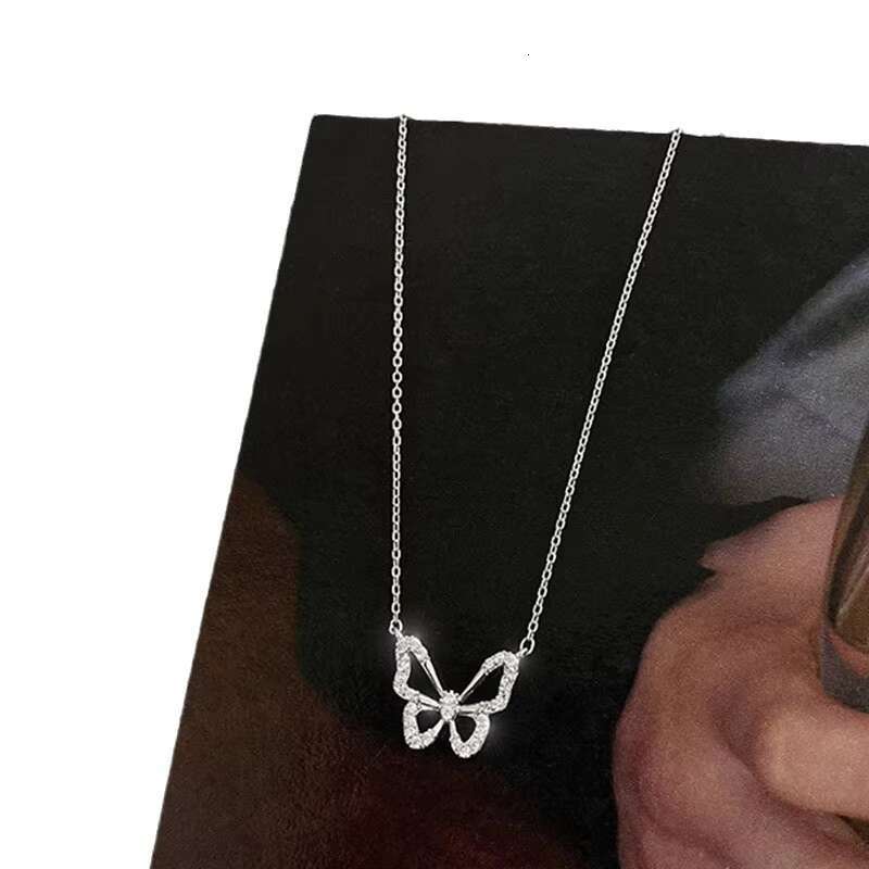 Trendy and fashionable crystal pendant necklace, party accessory gift statement, zircon hollowed out female butterfly necklace