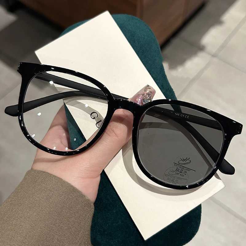 Photochromic Anti Blue Light Myopia Glasses Ultra Light Large Round Frame Near Sight Glasses Finished Minus Eyewear 0 To -4.0 W250513