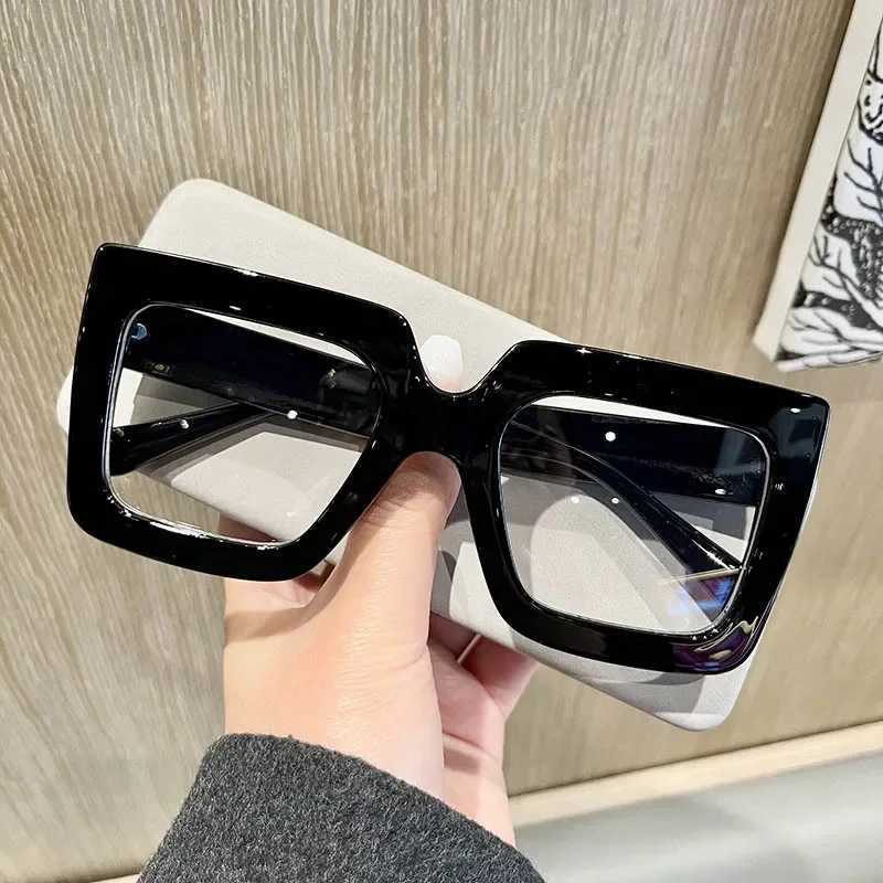 Large Square Frame Anti-Blue Light Reading Glasses Retro Luxury Brand Designer Black Eyeglasses Computer Transparent Eyewear W250513