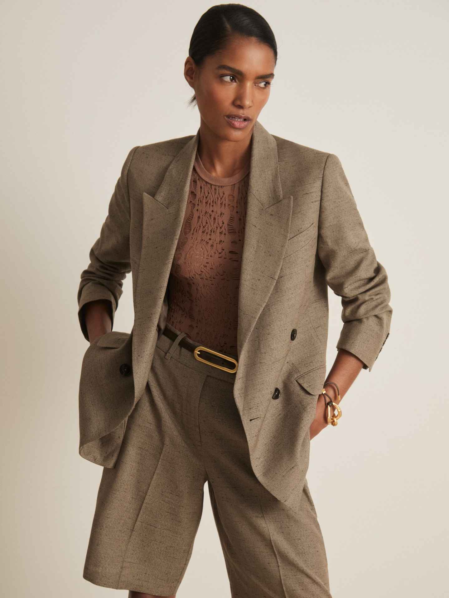 Casual Mother Suits 2 Piece Set Jacket Short Pants Peaked Lapel Women Coat Double Breasted Ladies Suit Customized